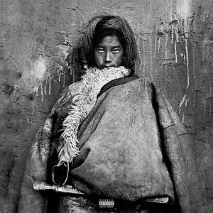 中文字幕久热精品视频免费
